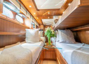 twin-cabin-luxury-yacht-lex-maiora-26m-balearic-islands.jpg