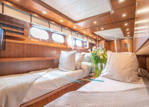 two-bed-cabin-luxury-yacht-lex-maiora-26m-balearic-islands.jpg