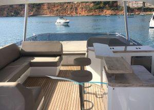 upperdeck-luxury-yacht-habana-iv-pure-yachting.jpg