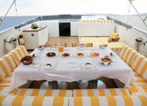 upperdeck-seating-luxury-yacht-sanlorenzo-100-charter-balearics.jpg