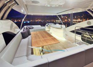 upperdeck-seating-luxury-yacht-sunseeker-75-balearic-islands.jpg