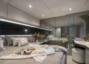 vip-cabin-luxury-yacht-catamaran-sunreef-70-yolo.jpg