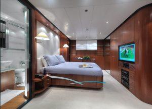 vip-cabin-luxury-yacht-sanlorenzo-100-charter-balearics.jpg