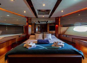 vip-cabin-luxury-yacht-sunseeker-predator-84-basad-balearic-islands.jpg