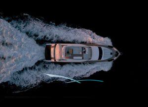 yacht-alalunga-night.jpg