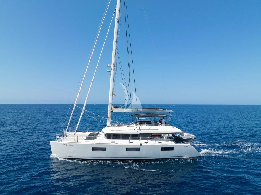 Lagoon “Lady Fiona” – View 2