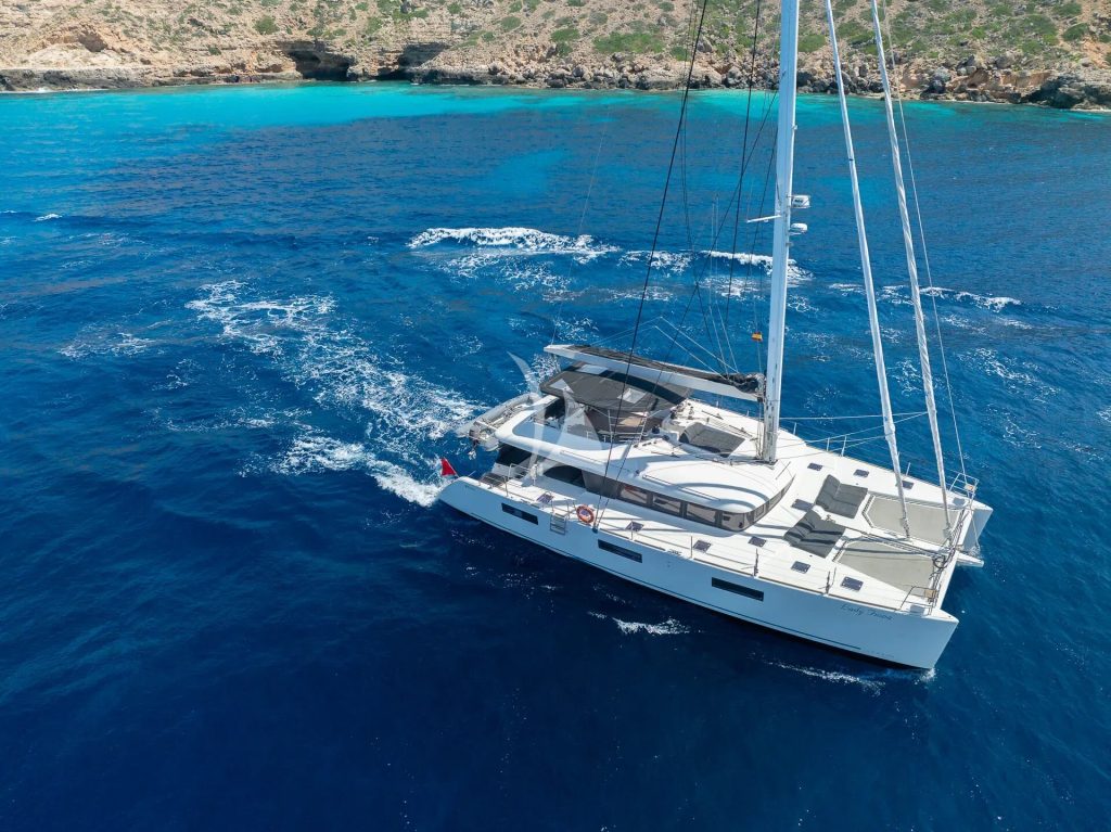 Lagoon “Lady Fiona” – View 4