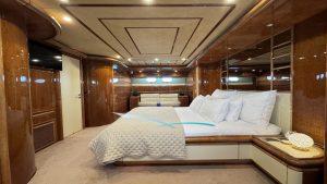 Ferretti Customline 94 marina-balear (11)