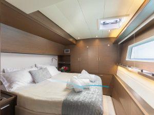 Lagoon – Lady Fiona (1)