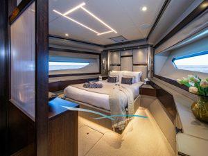 Sunseeker 86 – Moonlight (2)