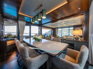Sunseeker 86 – Moonlight (36)