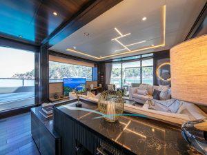 Sunseeker 86 – Moonlight (37)