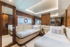 Sunseeker 86 “Stardust of Mary” – View 32