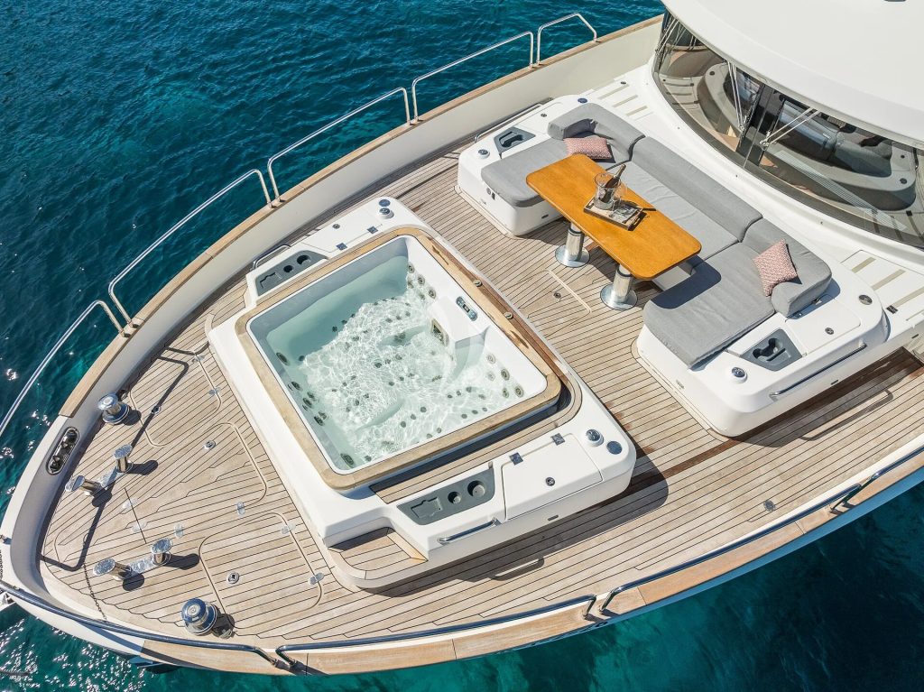 Sirena 64 “Humilitas II” – view 3