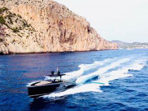 Fjord 42 Open Black Sheep