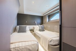 Sunseeker Manhattan 68 “Sweet Caroline” – View 35