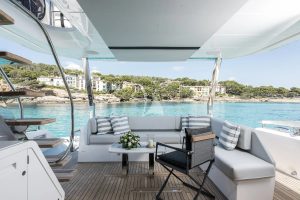 Sunseeker Manhattan 68 “Sweet Caroline” – View 17