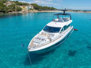 Sunseeker Manhattan 68 “Sweet Caroline” – View 3