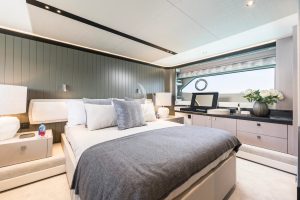 Sunseeker Manhattan 68 “Sweet Caroline” – View 45