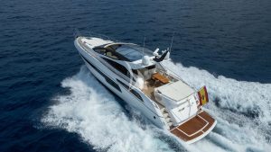 Luxusyacht Sunseeker „Never Too Late“