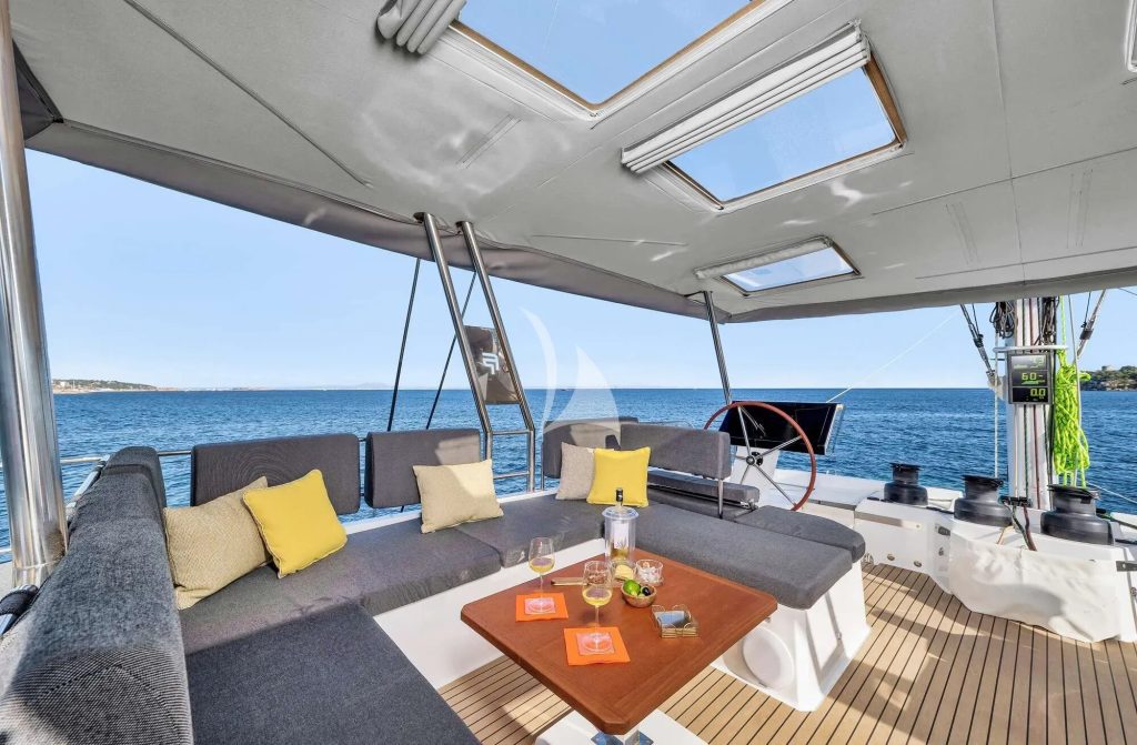 Fountaine Pajot “Neow” – View 3