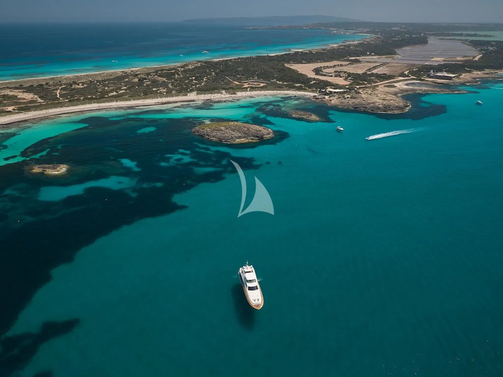 Luxury yacht Astondoa “Kirios”