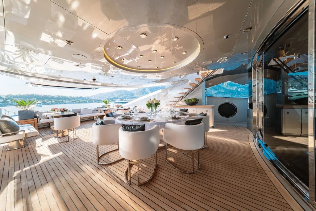 Palmer Johnson “DB9” – View 3