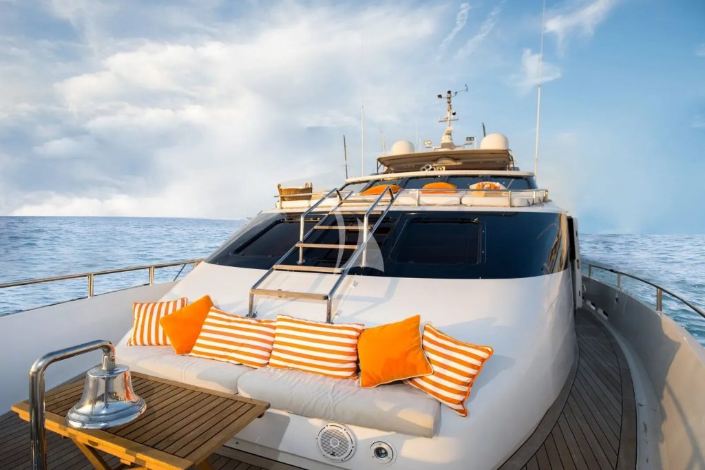 Heesen “Heartbeat of Life” – View 2